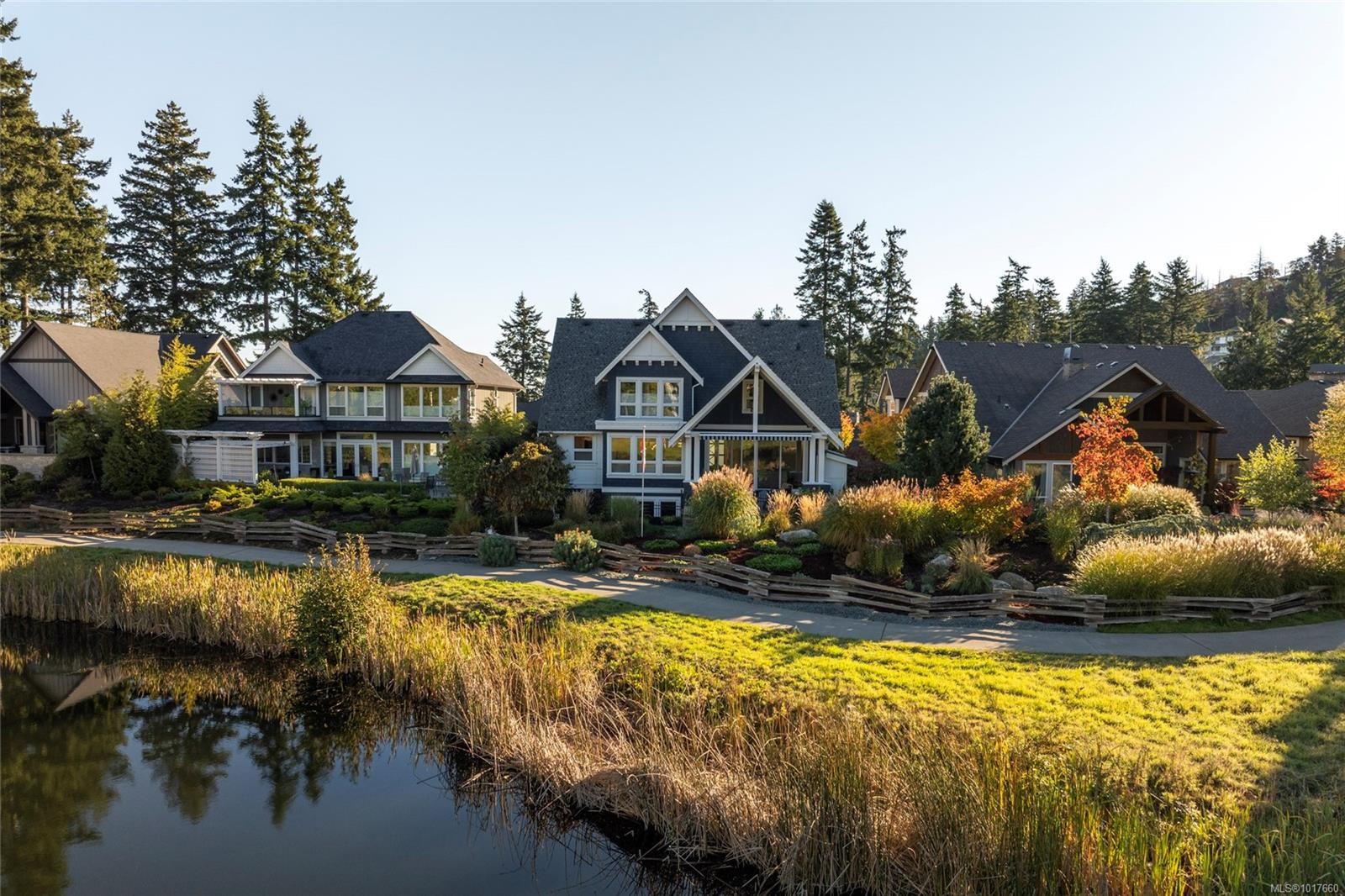 1319 Champions Crt, Langford, BC