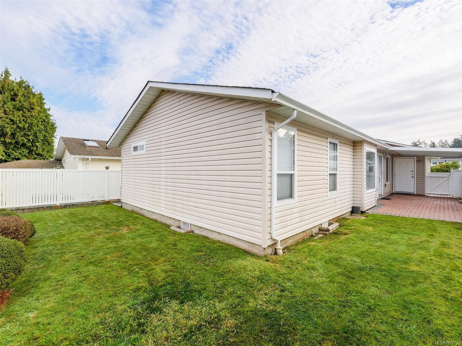 13 Eagle Lane, View Royal, BC