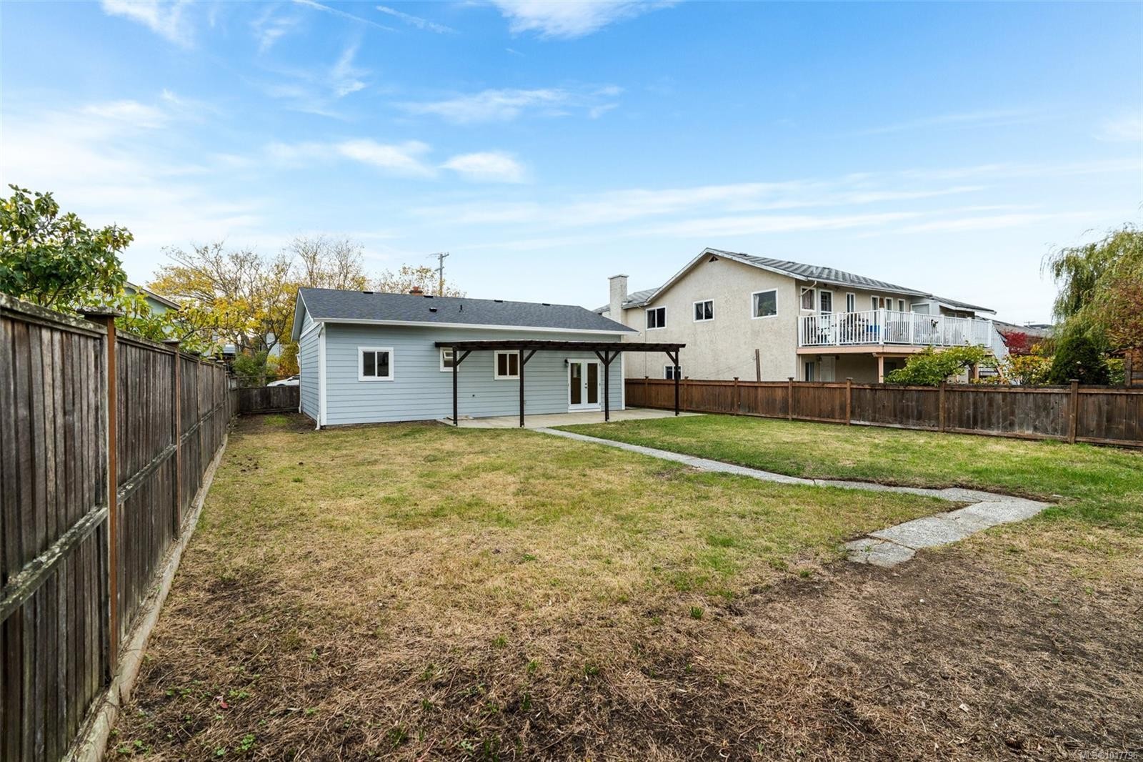 9617 Fourth St, Sidney, BC