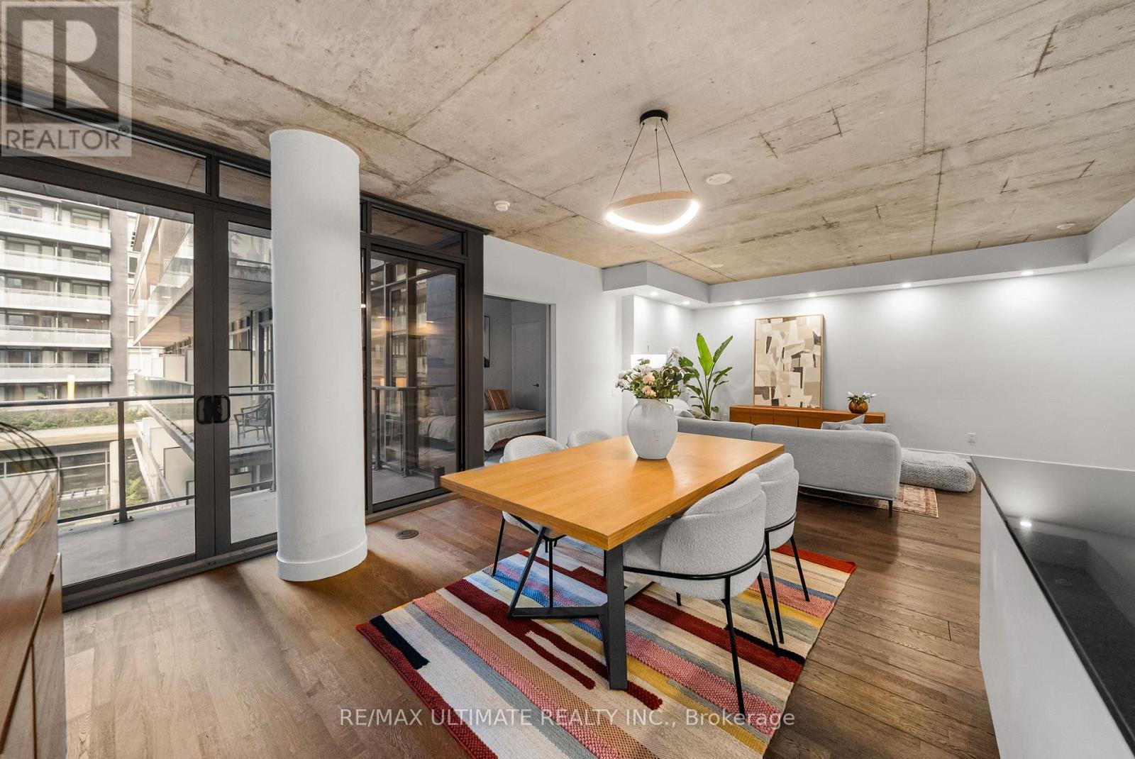 Dining Room - 315 - 650 King Street W, Toronto, ON - Indoor