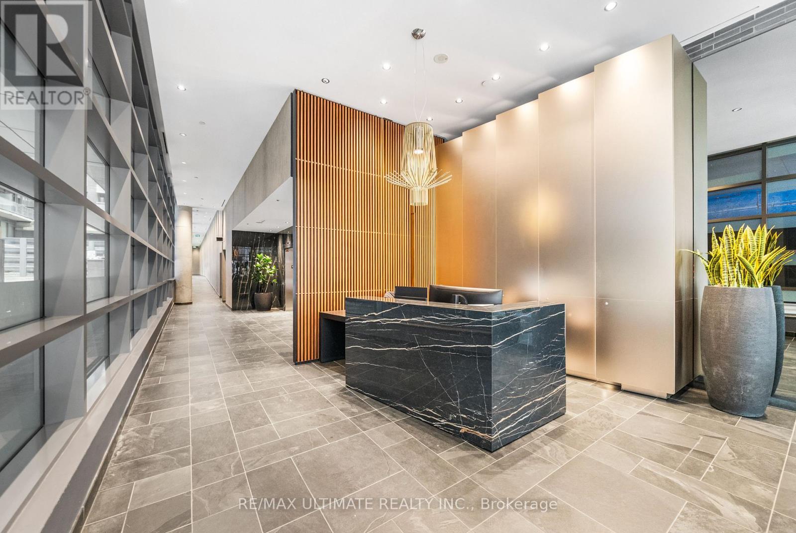 Lobby - 315 - 650 King Street W, Toronto, ON - Indoor Photo Showing Other Room