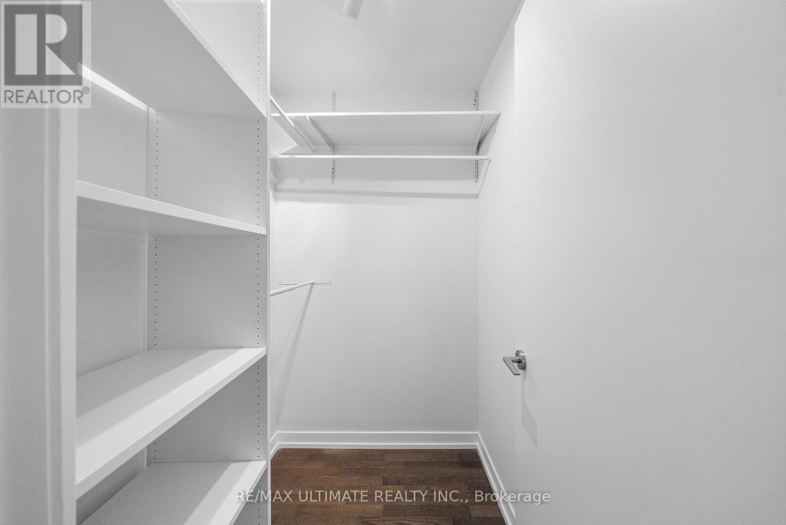 Primary Walk-In Closet - 315 - 650 King Street W, Toronto, ON - Indoor With Storage