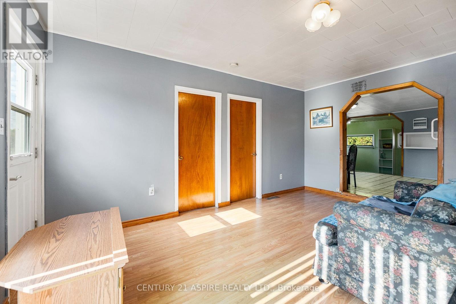 22 Zilney Street, Madawaska Valley, ON - Indoor