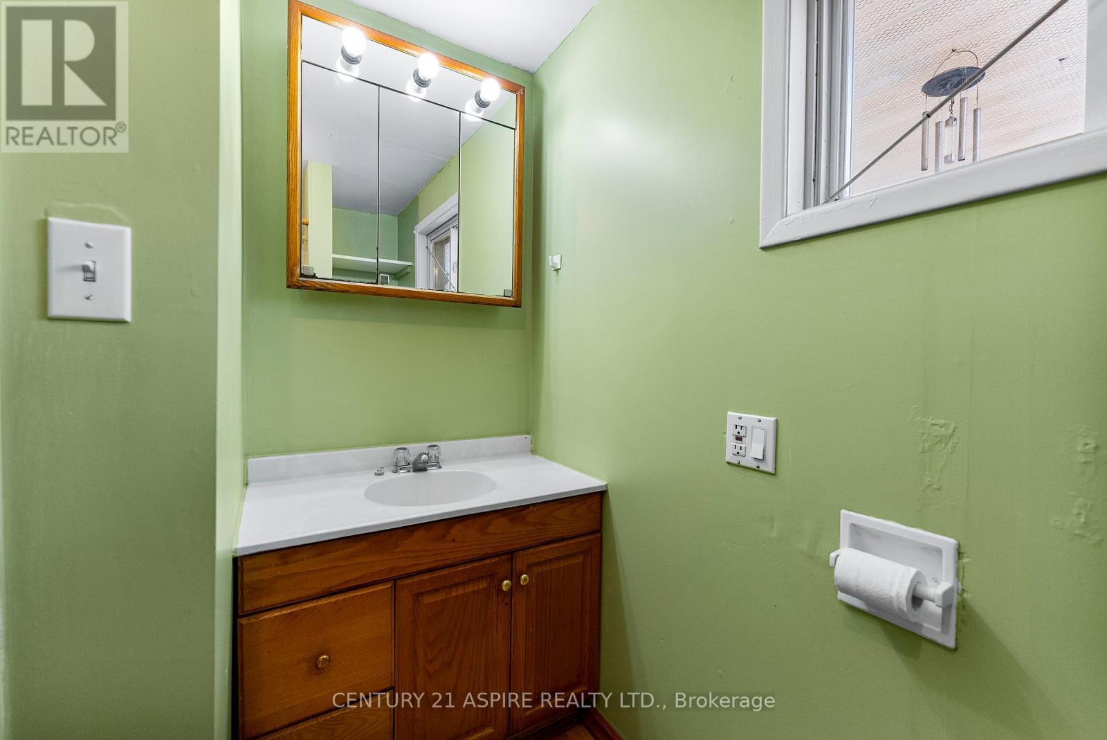 22 Zilney Street, Madawaska Valley, ON - Indoor Photo Showing Bathroom