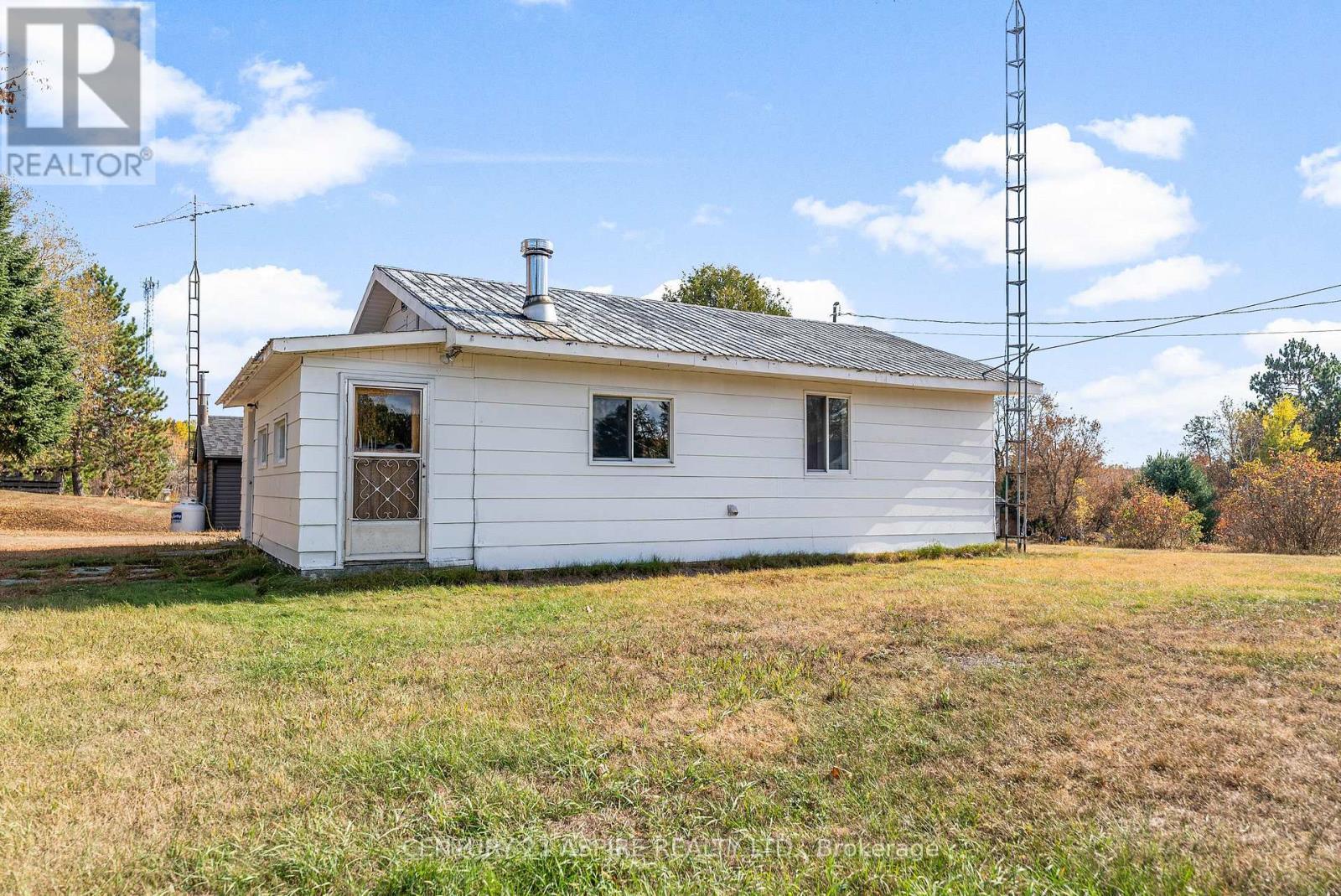 22 Zilney Street, Madawaska Valley, ON - Outdoor