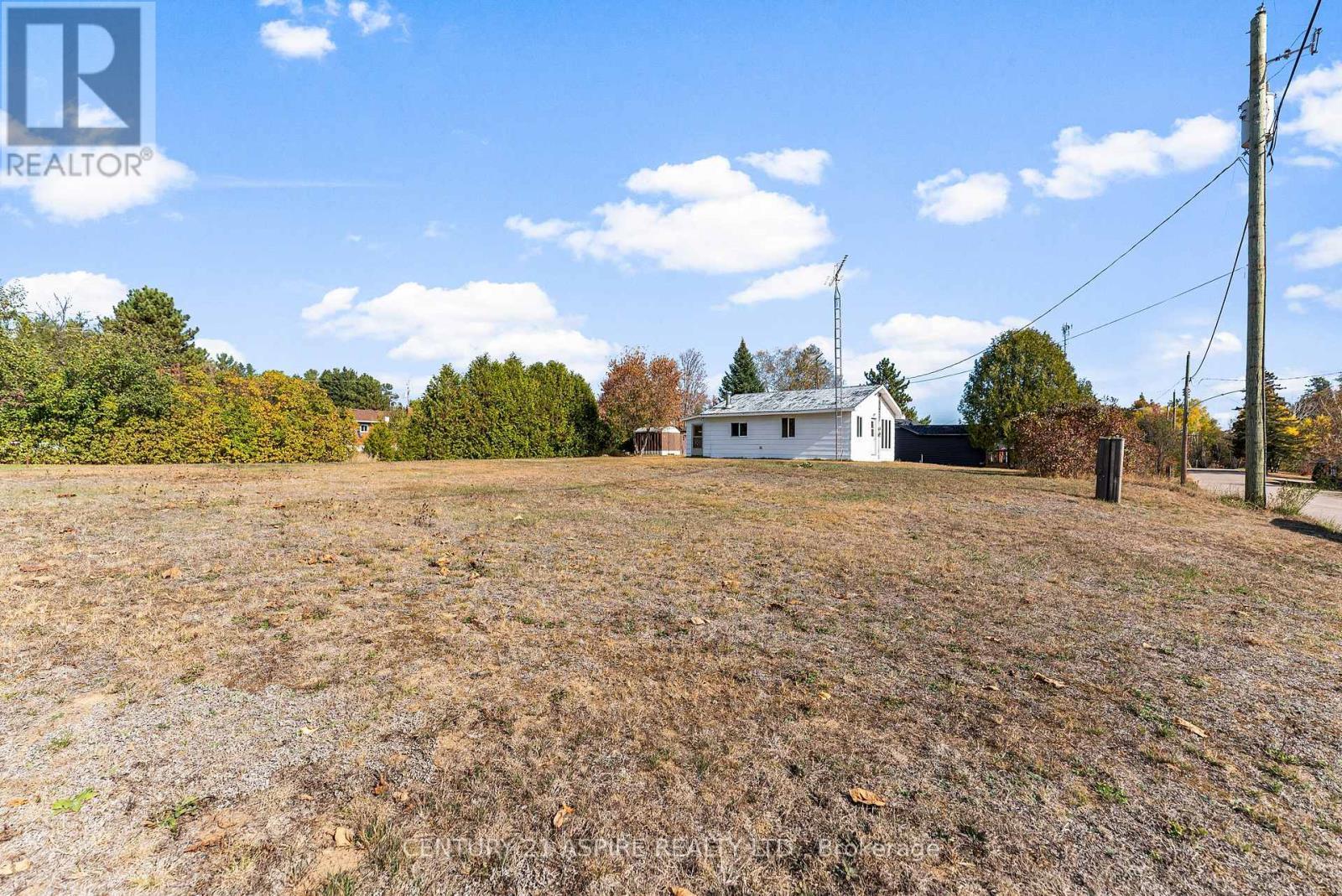 22 Zilney Street, Madawaska Valley, ON - Outdoor