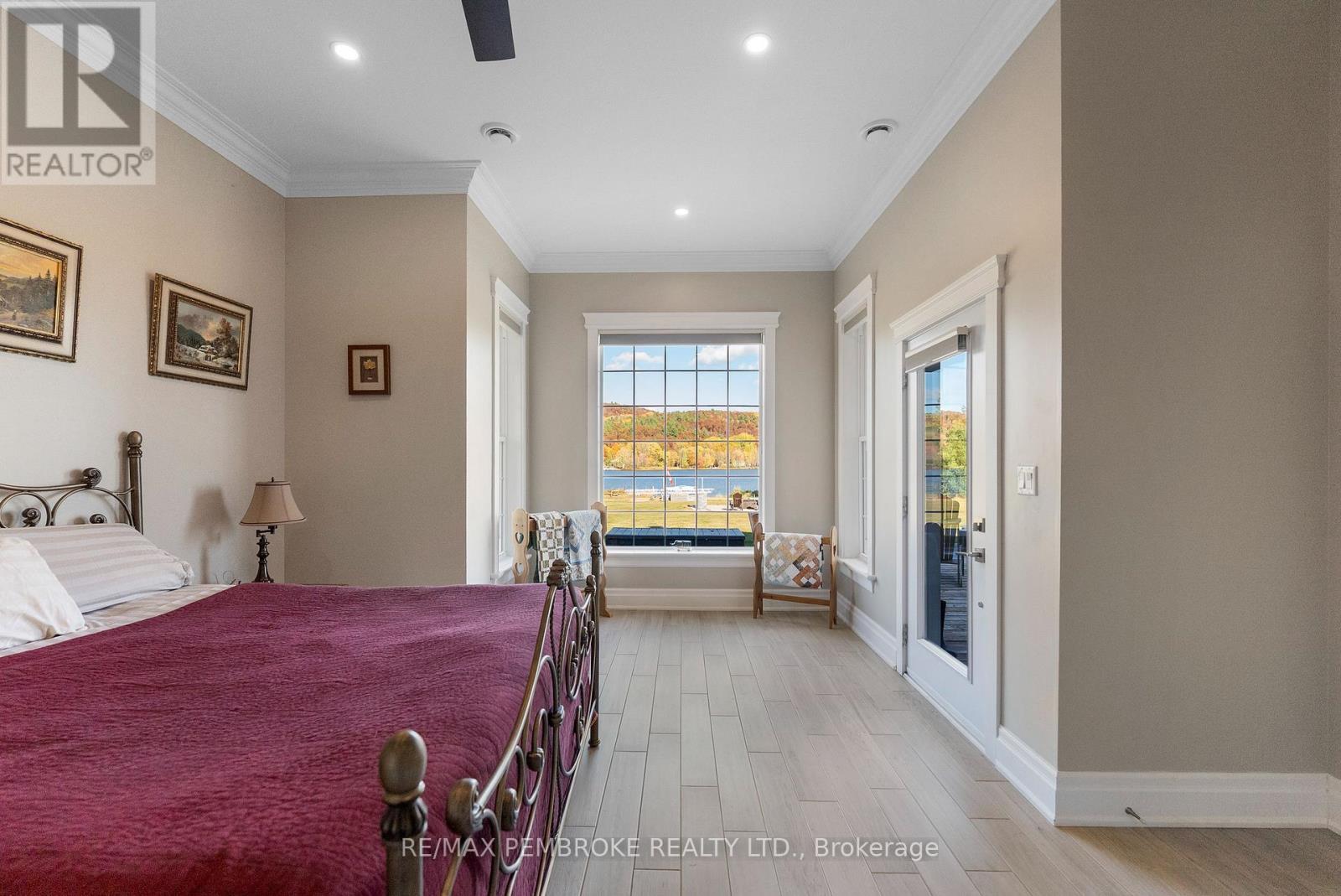 43 Green Gate Lane, North Algona Wilberforce, ON - Indoor Photo Showing Bedroom