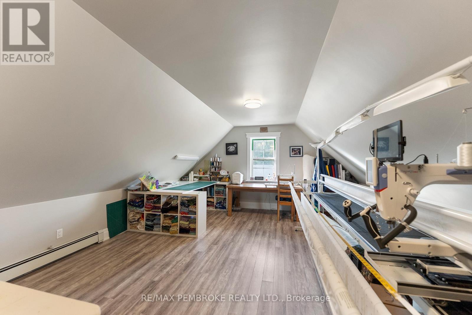 43 Green Gate Lane, North Algona Wilberforce, ON - Indoor Photo Showing Other Room