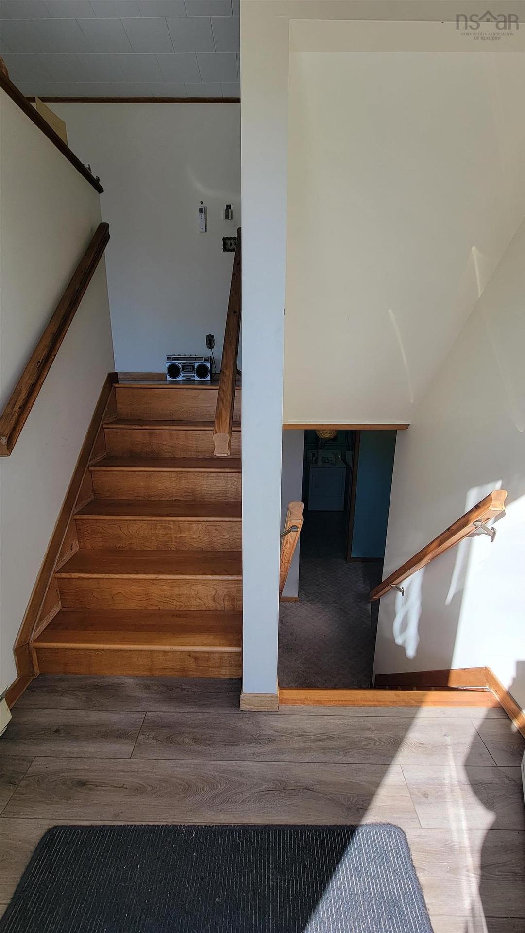 352 Pleasant Street, Yarmouth, NS - Indoor Photo Showing Other Room