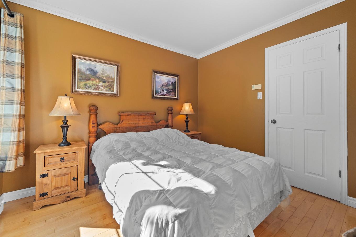 Chambre à coucher - 27 Rue Des Souverains, Blainville, QC - Indoor Photo Showing Bedroom