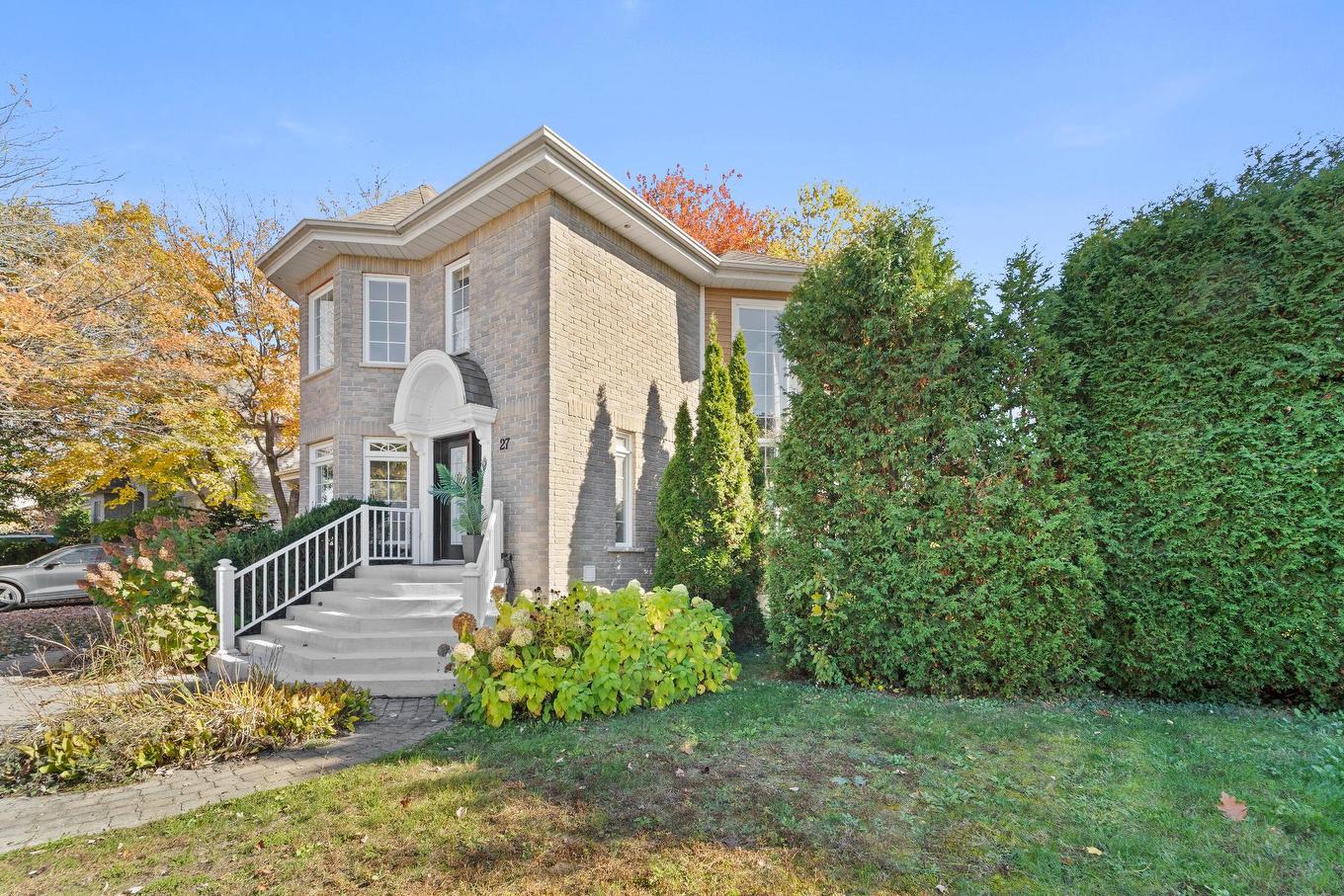 Façade - 27 Rue Des Souverains, Blainville, QC - Outdoor