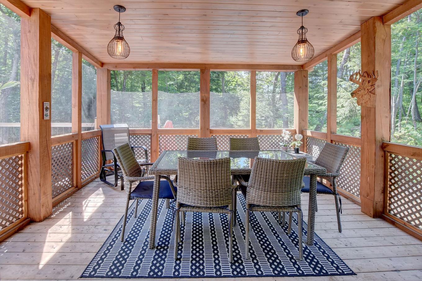 Veranda - 116 Rue Kavanagh, Saint-Colomban, QC - Indoor Photo Showing Dining Room