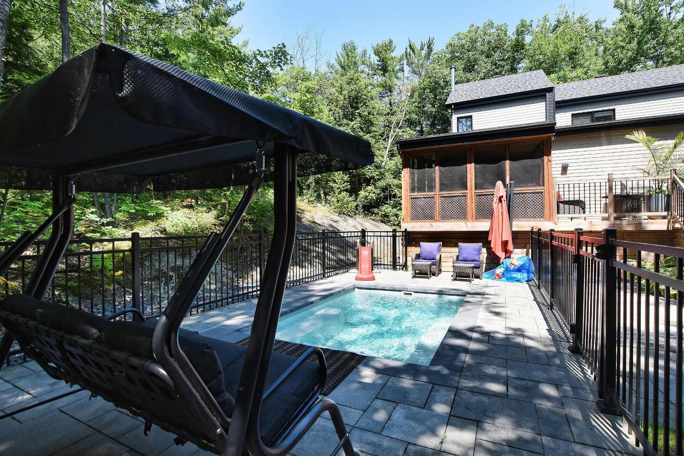 Exterior - 116 Rue Kavanagh, Saint-Colomban, QC - Outdoor With In Ground Pool With Deck Patio Veranda