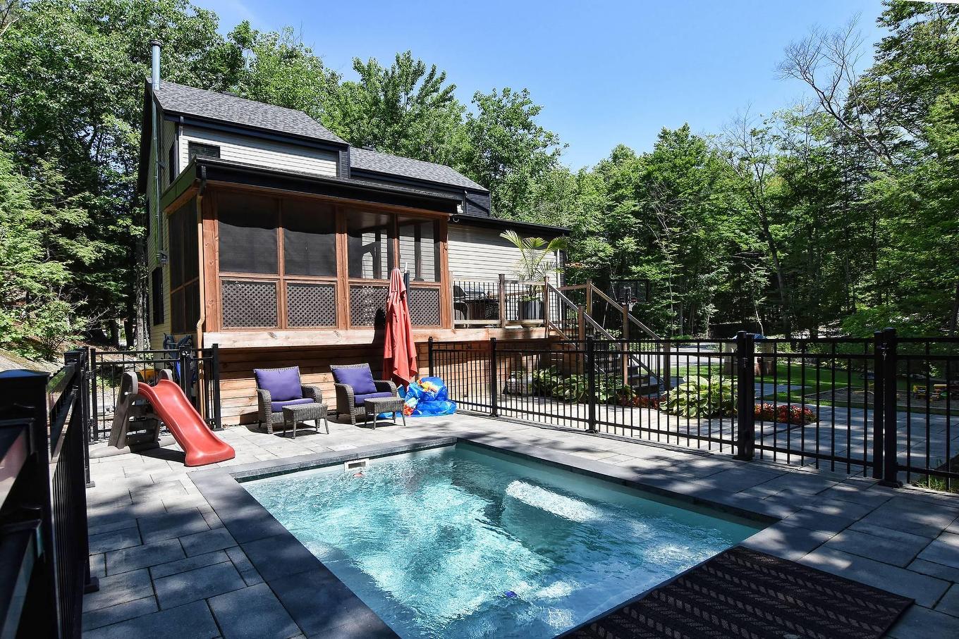Exterior - 116 Rue Kavanagh, Saint-Colomban, QC - Outdoor With In Ground Pool With Deck Patio Veranda