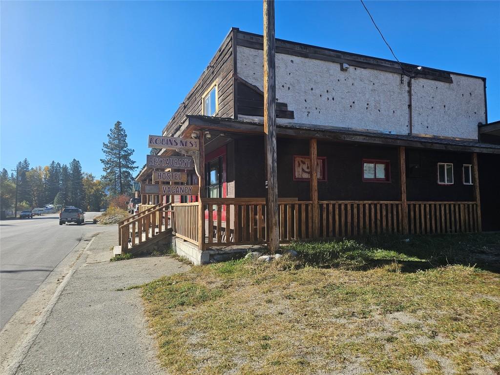 5845 33 Highway, Beaverdell, BC