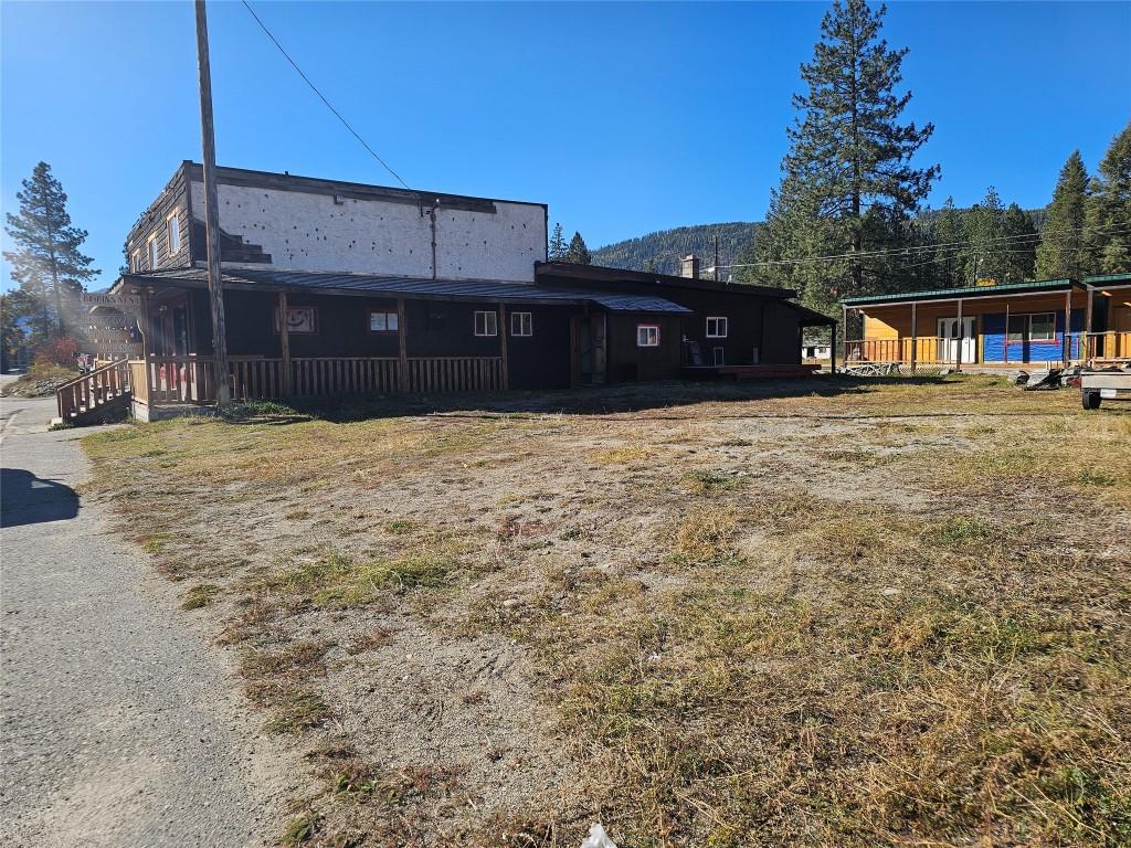 5845 33 Highway, Beaverdell, BC
