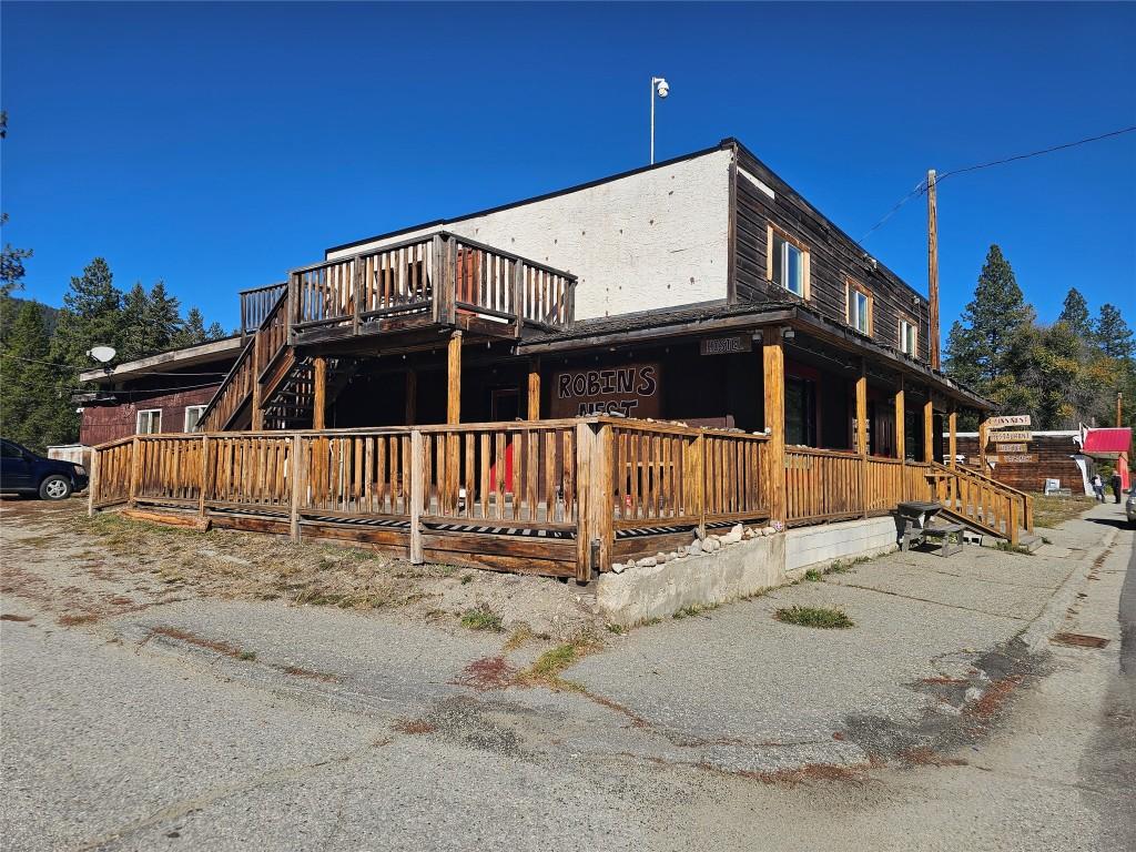 5845 33 Highway, Beaverdell, BC