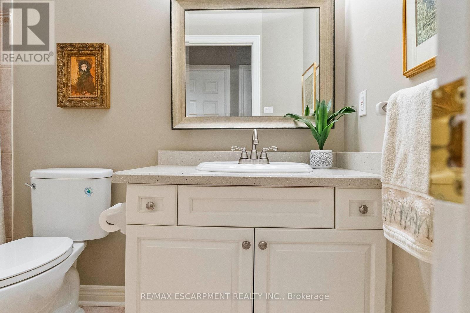 1329 Clarkson Road N, Mississauga, ON - Indoor Photo Showing Bathroom