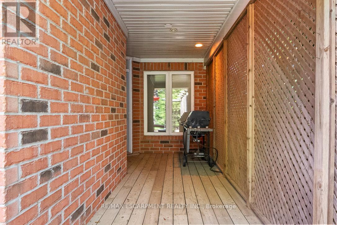 1329 Clarkson Road N, Mississauga, ON - With Exterior