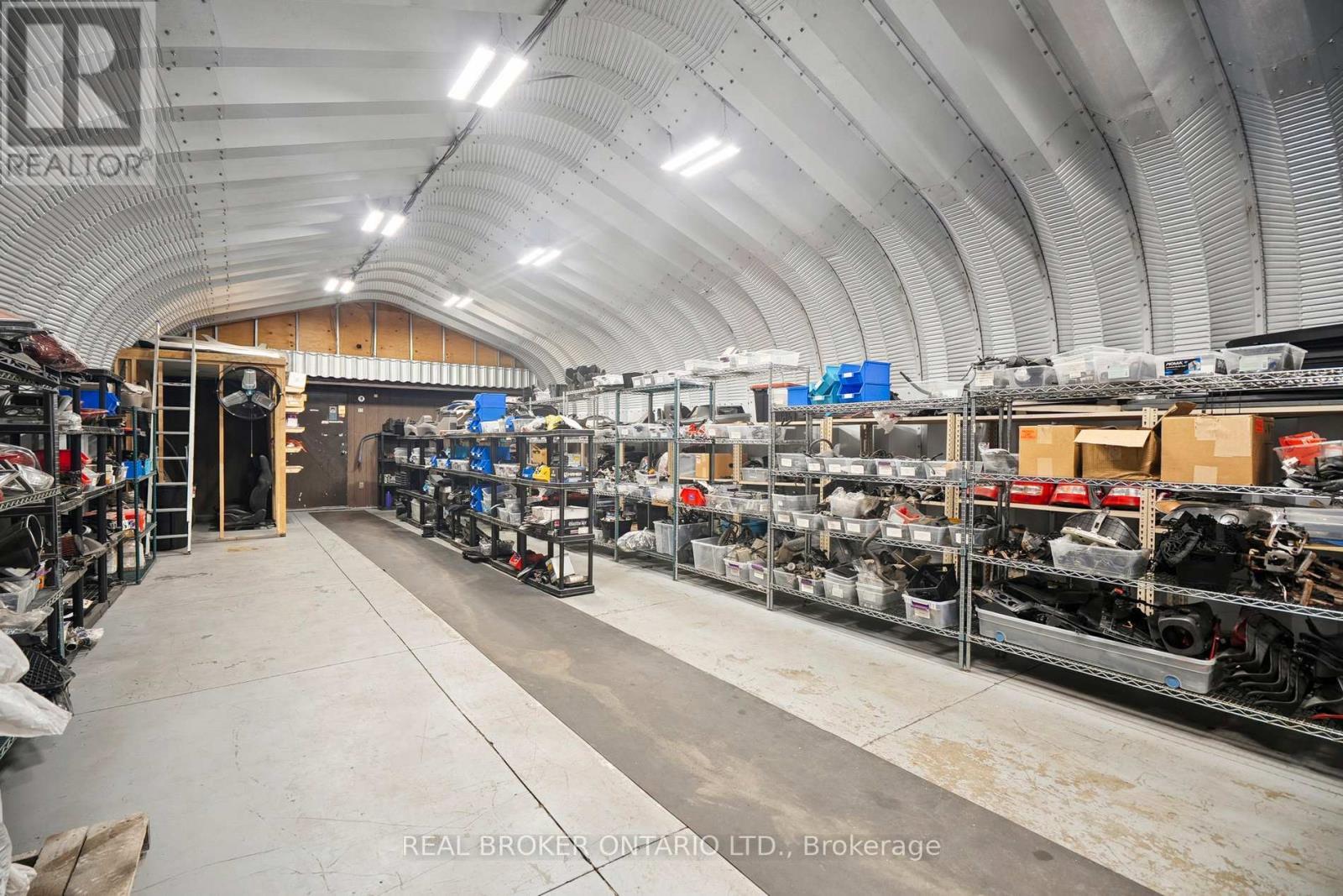 11 Whitfield Avenue, Hamilton, ON