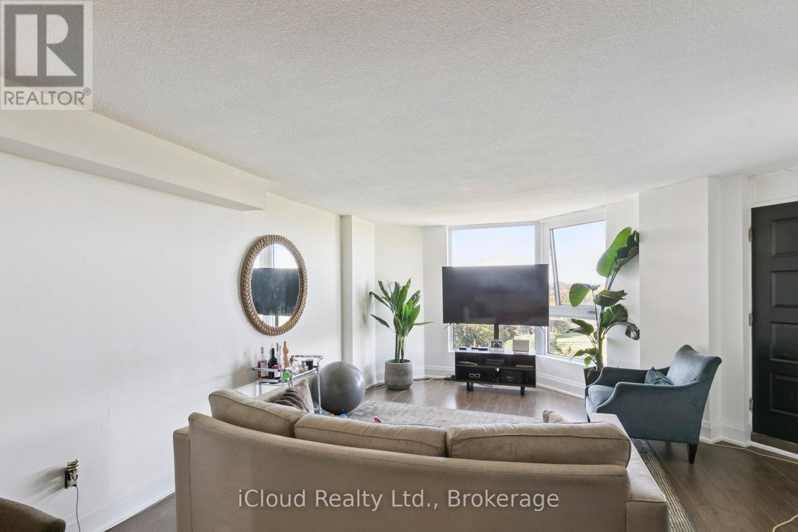 1108 - 238 Albion Road, Toronto, ON - Indoor Photo Showing Living Room