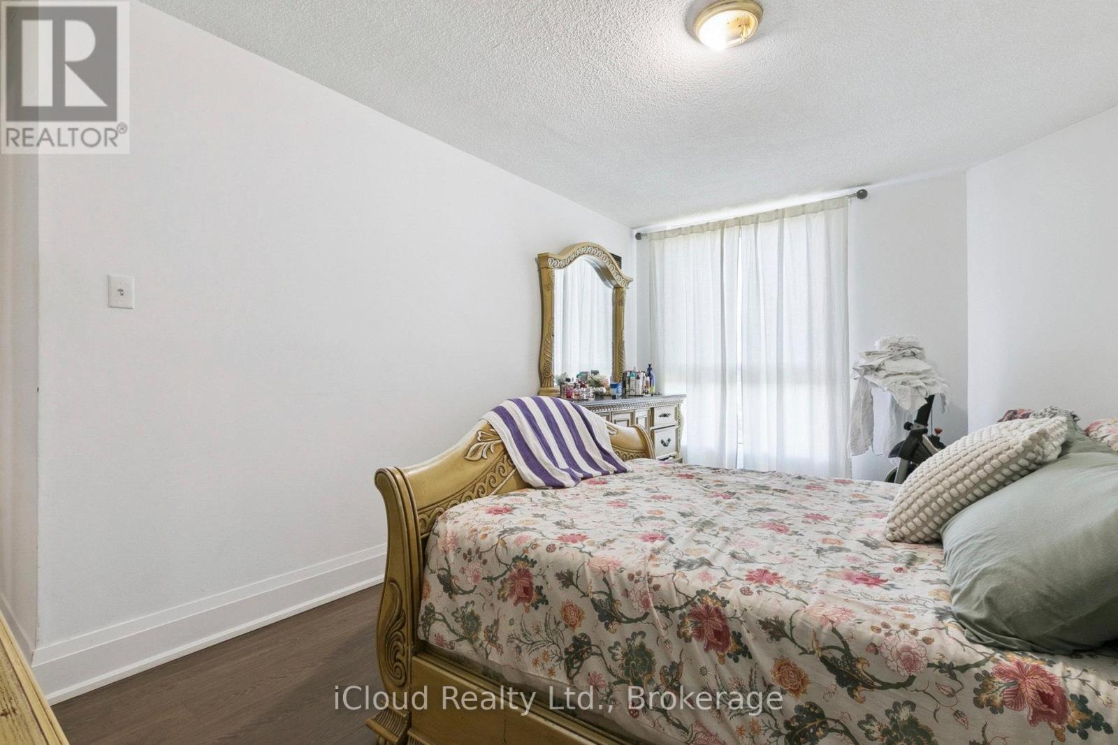 1108 - 238 Albion Road, Toronto, ON - Indoor Photo Showing Bedroom