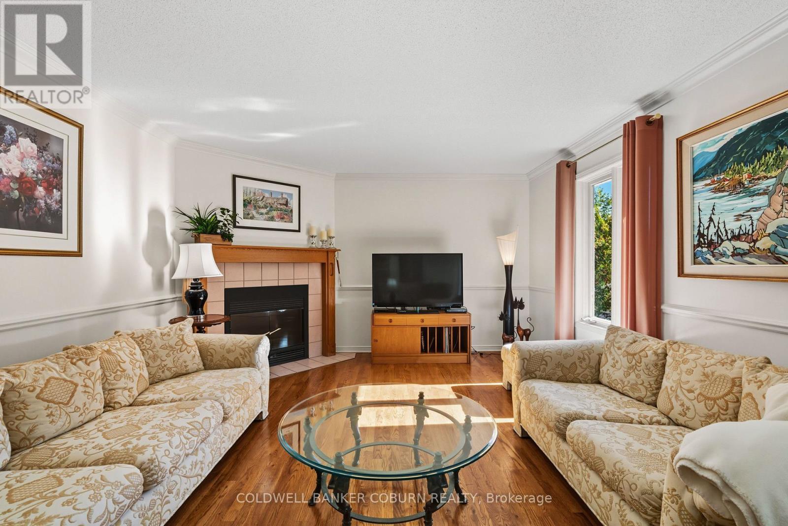 2 Sugar Maple Way, North Grenville, ON - Indoor Photo Showing Living Room With Fireplace