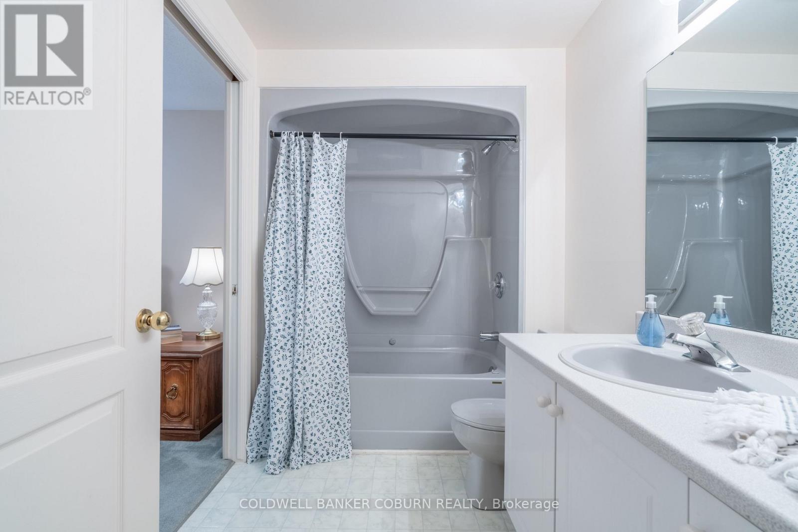 2 Sugar Maple Way, North Grenville, ON - Indoor Photo Showing Bathroom