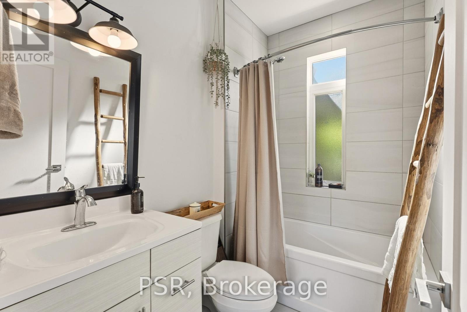 1194 Muskoka Road 38, Muskoka Lakes (Wood (Muskoka Lakes)), ON