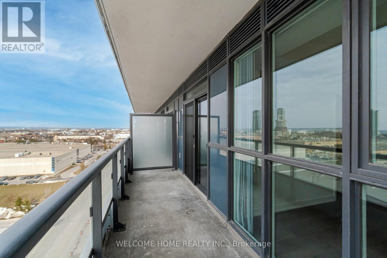 1019 - 38 Honeycrisp Crescent, Vaughan, ON - Outdoor With Balcony With View With Exterior