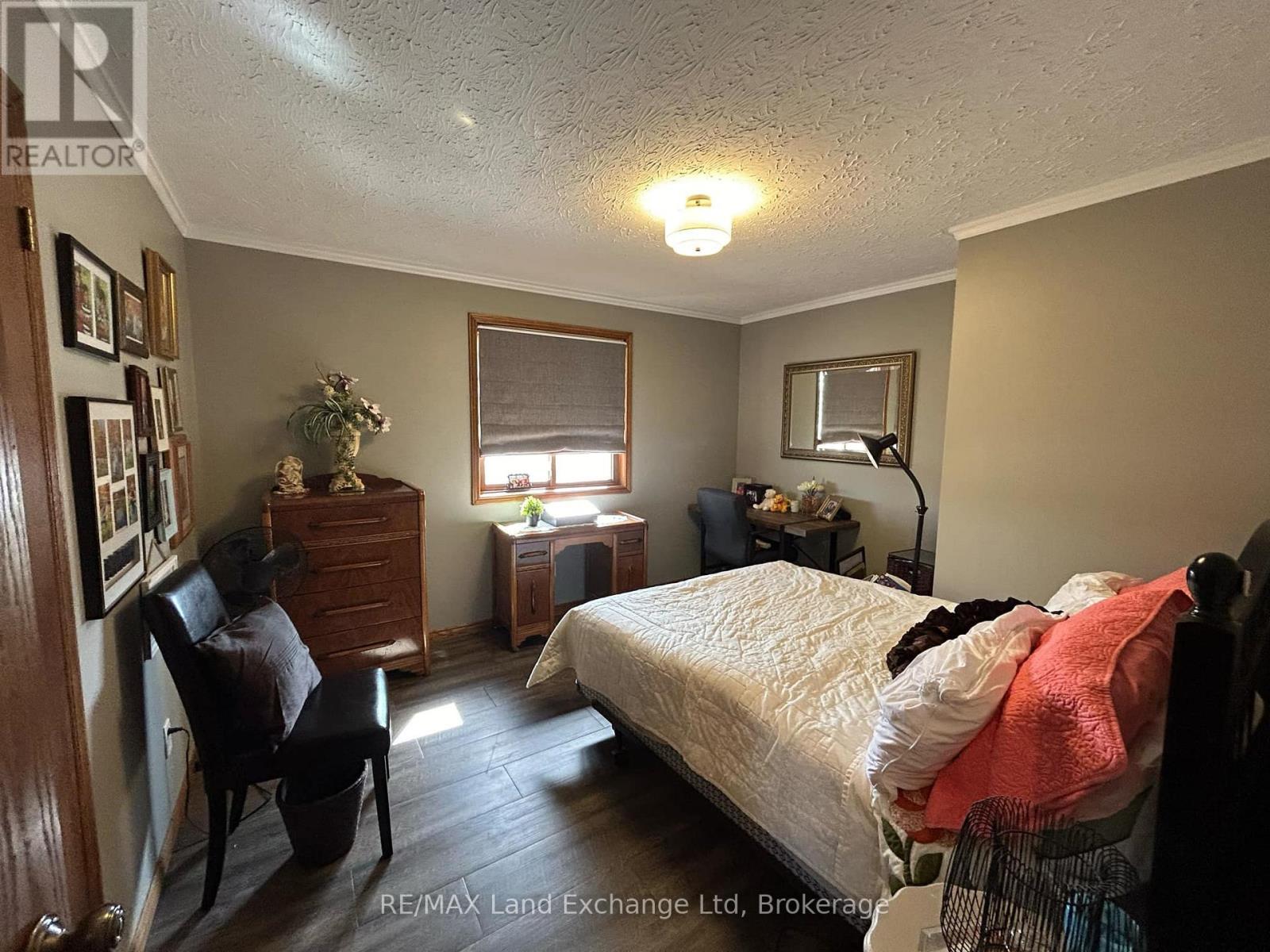 1A Crawford Street, North Huron (East Wawanosh), ON - Indoor Photo Showing Bedroom