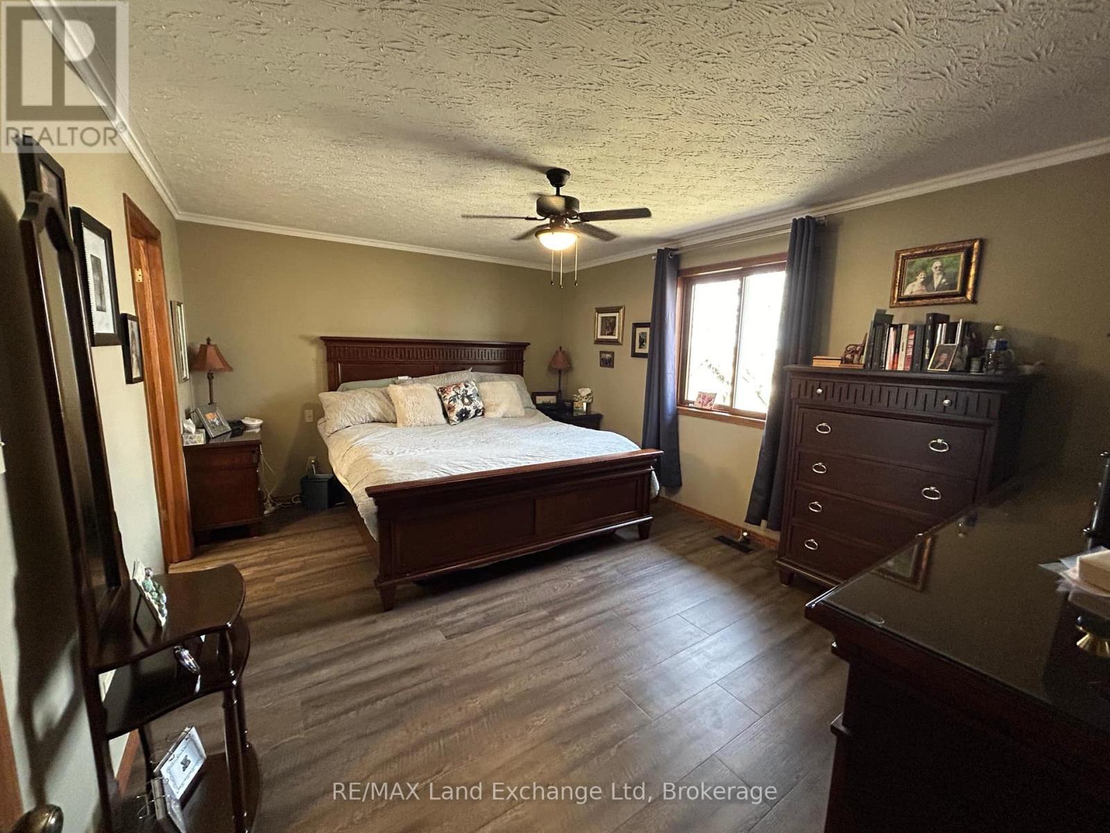 1A Crawford Street, North Huron (East Wawanosh), ON - Indoor Photo Showing Bedroom