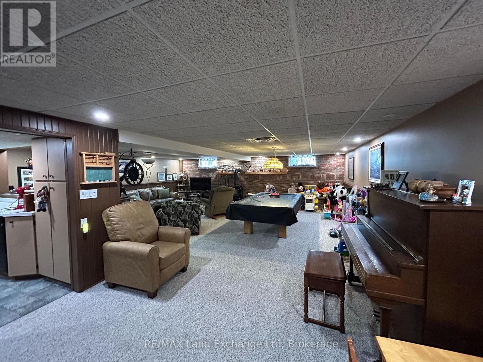 1A Crawford Street, North Huron (East Wawanosh), ON - Indoor