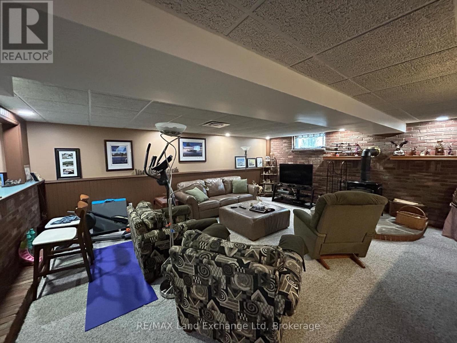 1A Crawford Street, North Huron (East Wawanosh), ON - Indoor