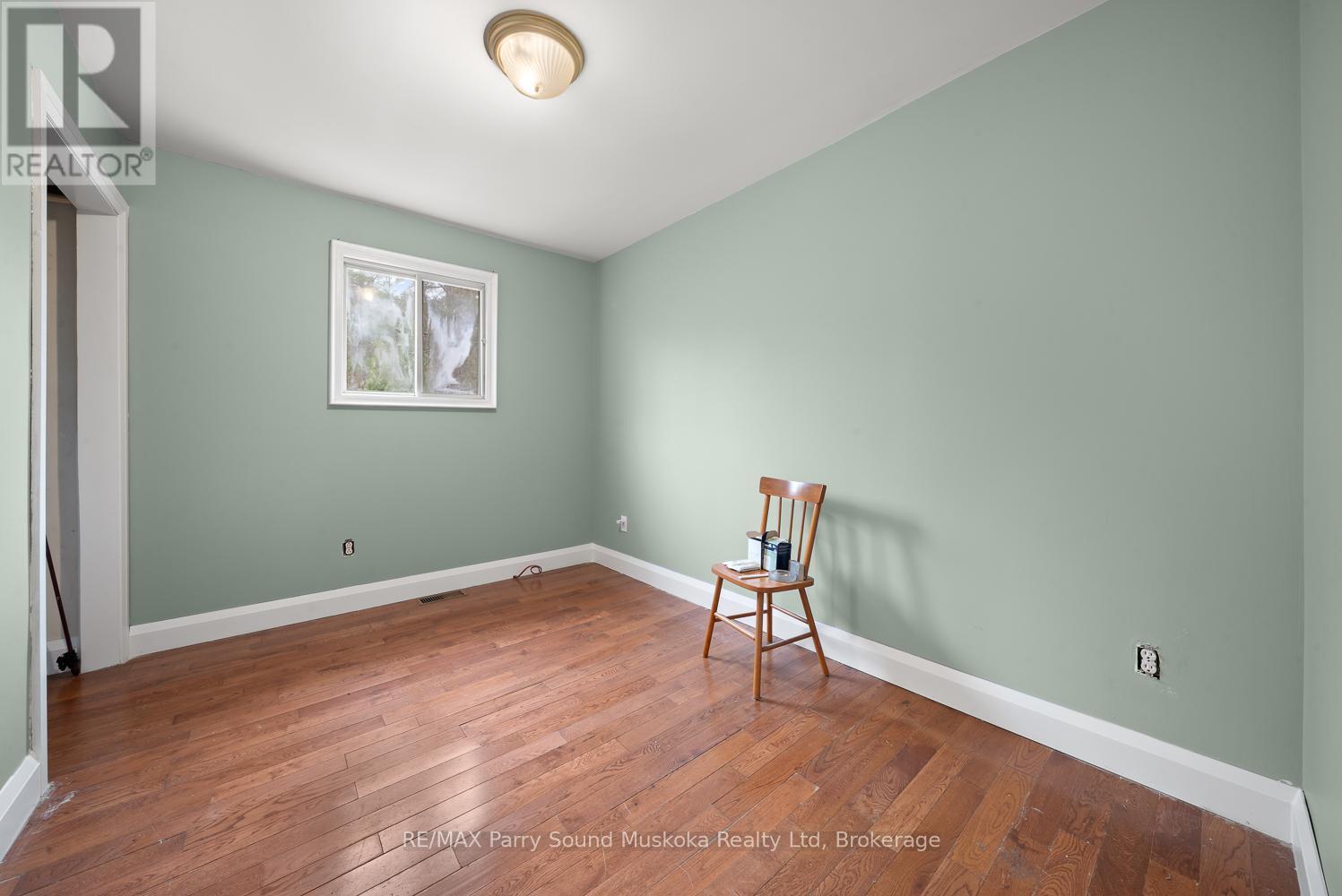 591 Skerryvore Community Road, The Archipelago (Archipelago North), ON - Indoor Photo Showing Other Room