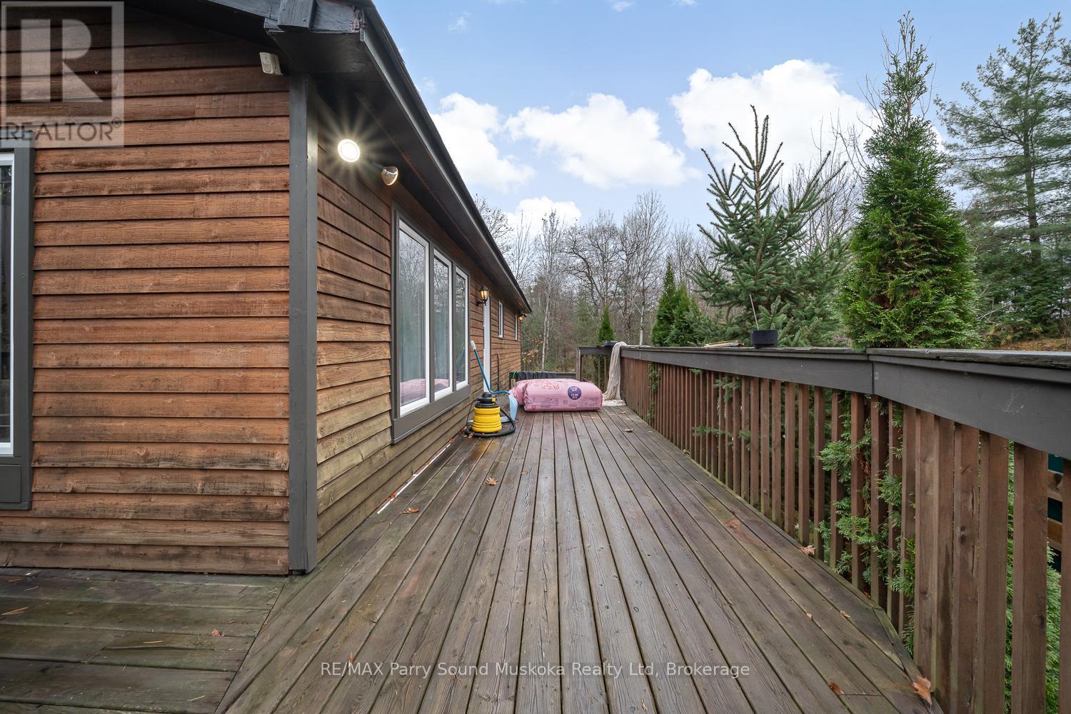 591 Skerryvore Community Road, The Archipelago (Archipelago North), ON - Outdoor With Exterior