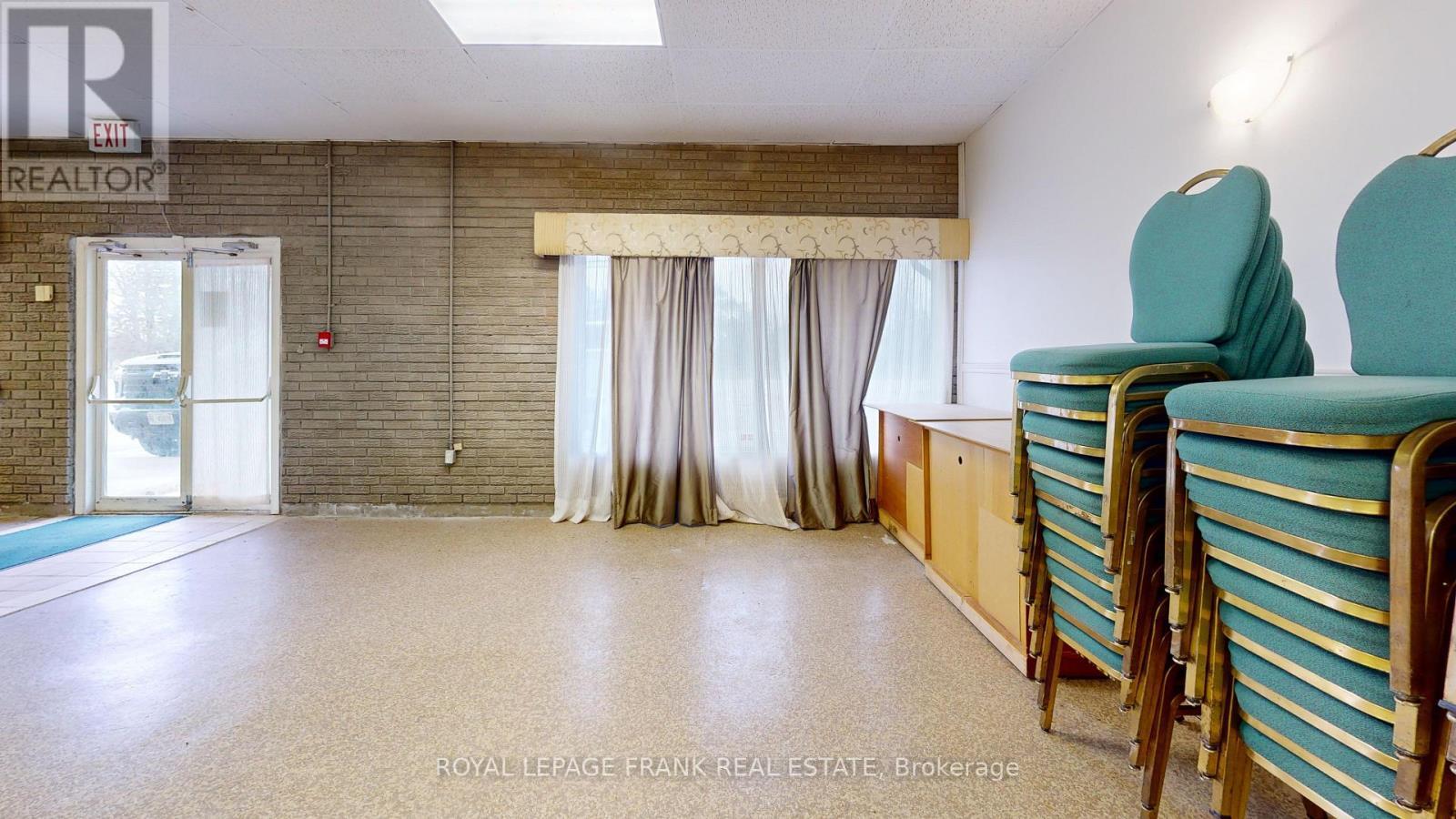 354(L) - 358 Lindsay Street S, Kawartha Lakes (Lindsay), ON