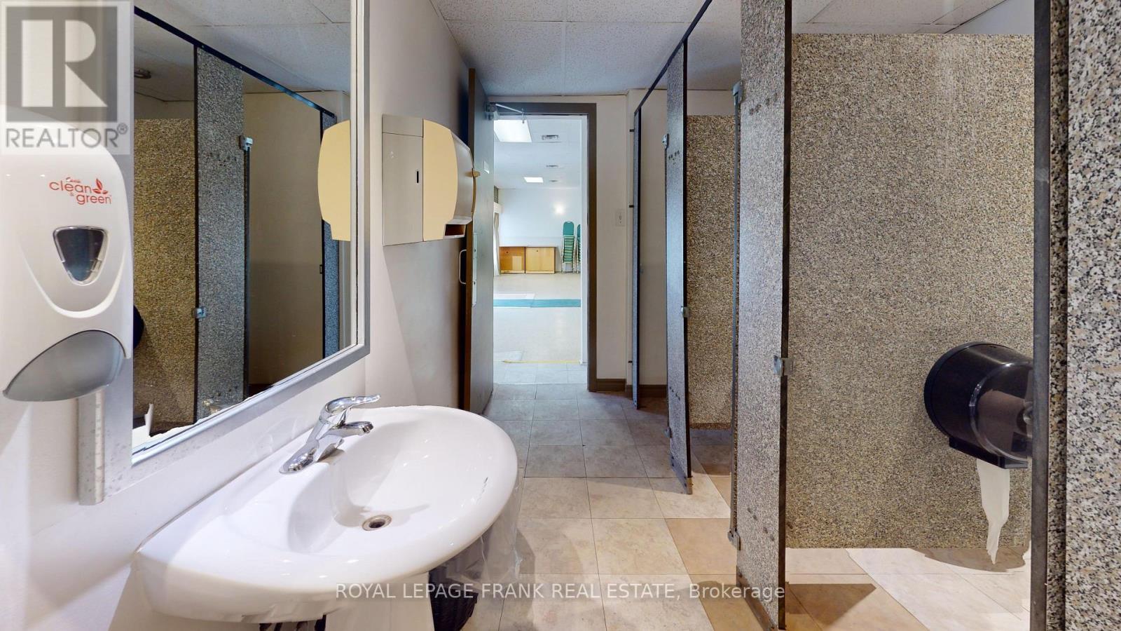 354(L) - 358 Lindsay Street S, Kawartha Lakes (Lindsay), ON