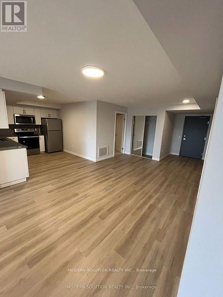 807 - 425 Watson Parkway N, Guelph, ON - Indoor Photo Showing Other Room