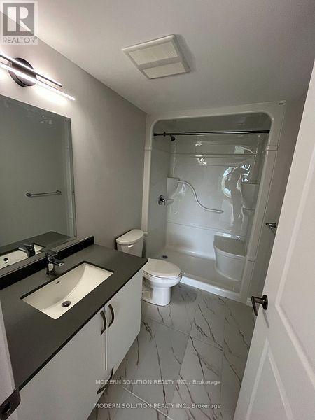 807 - 425 Watson Parkway N, Guelph, ON - Indoor Photo Showing Bathroom
