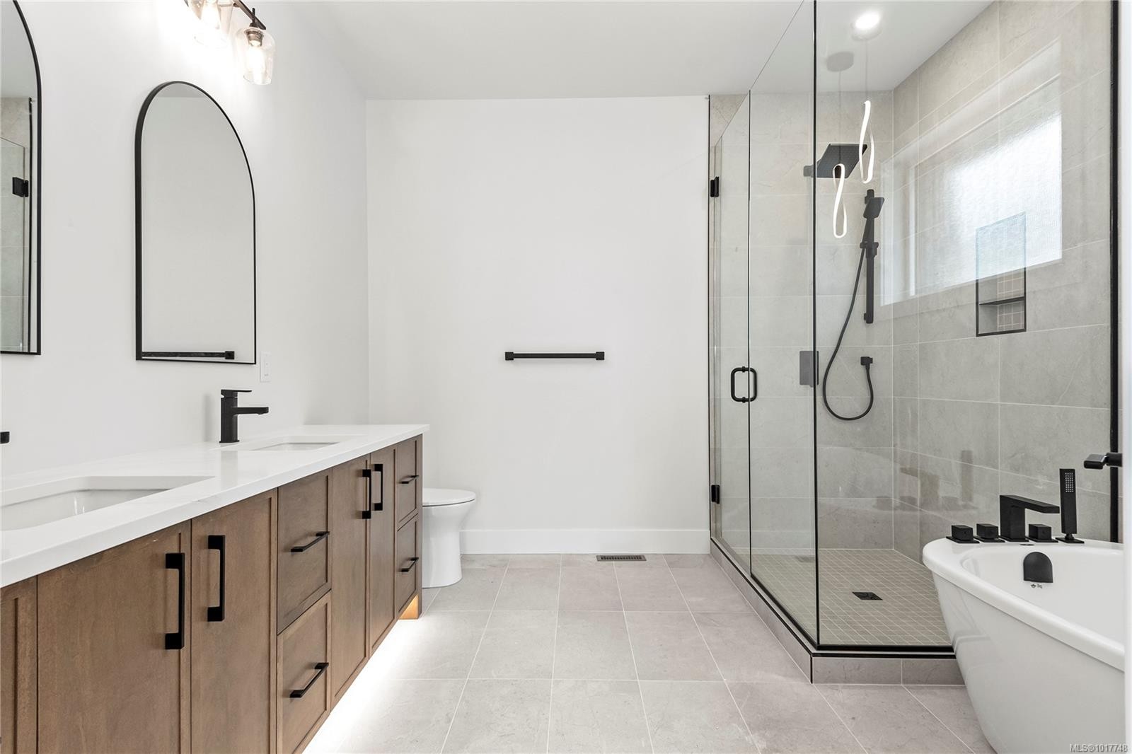 3428 Rhys Rd, Courtenay, BC