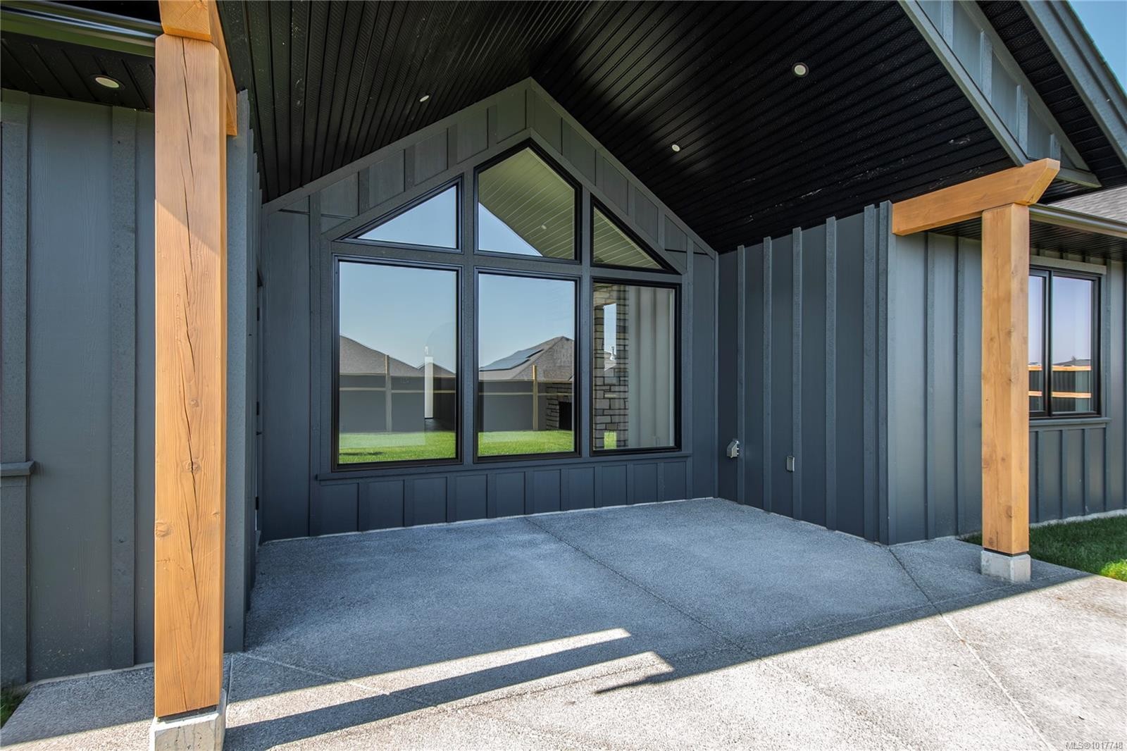 3428 Rhys Rd, Courtenay, BC