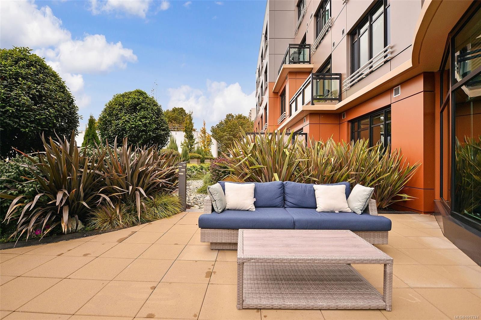 434-1029 View St, Victoria, BC -