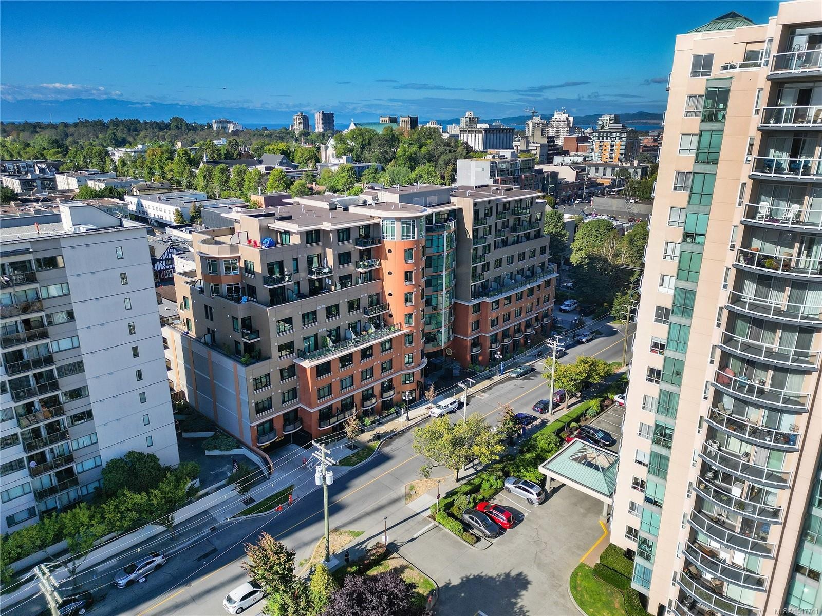 434-1029 View St, Victoria, BC - Outdoor With View