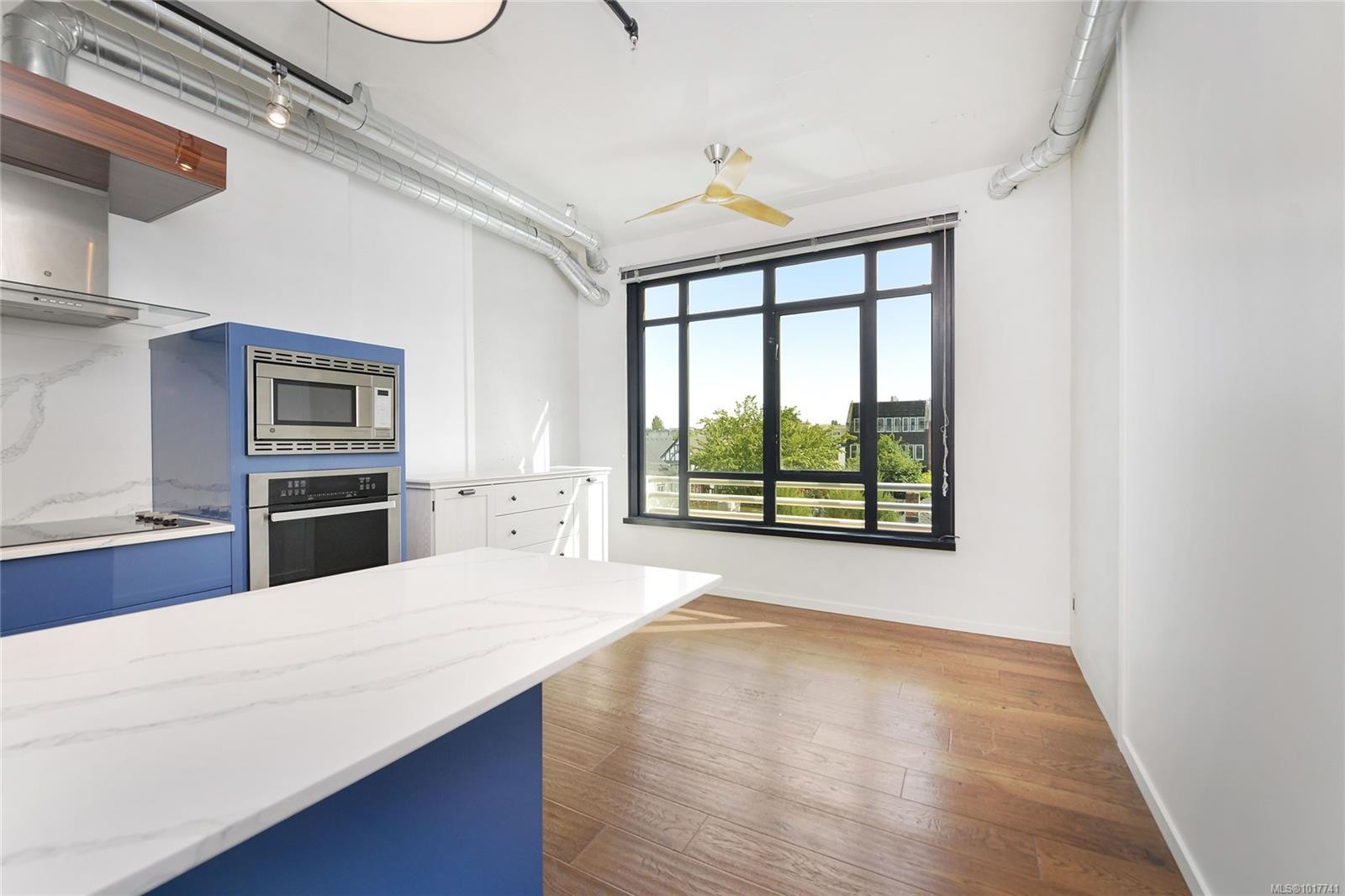 434-1029 View St, Victoria, BC - Indoor