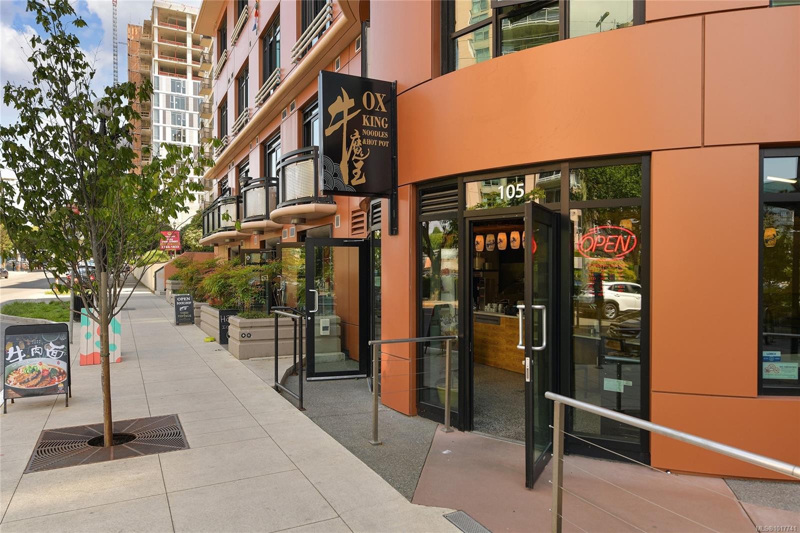 434-1029 View St, Victoria, BC - Outdoor