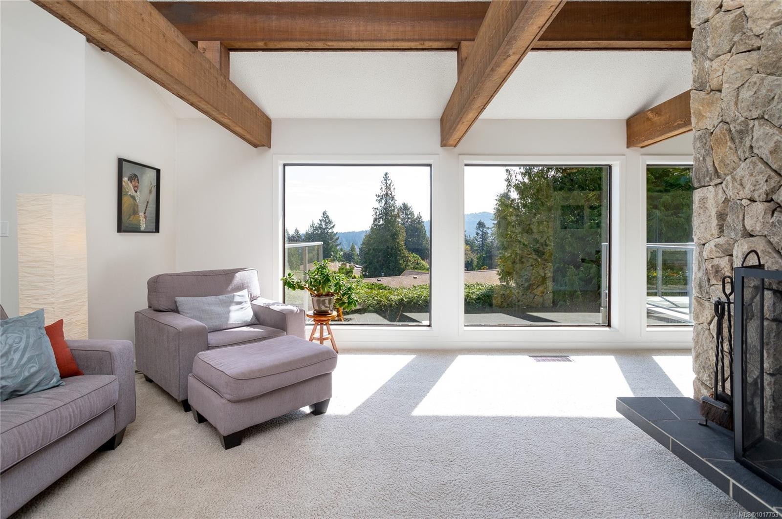 4689 Boulderwood Dr, Saanich, BC