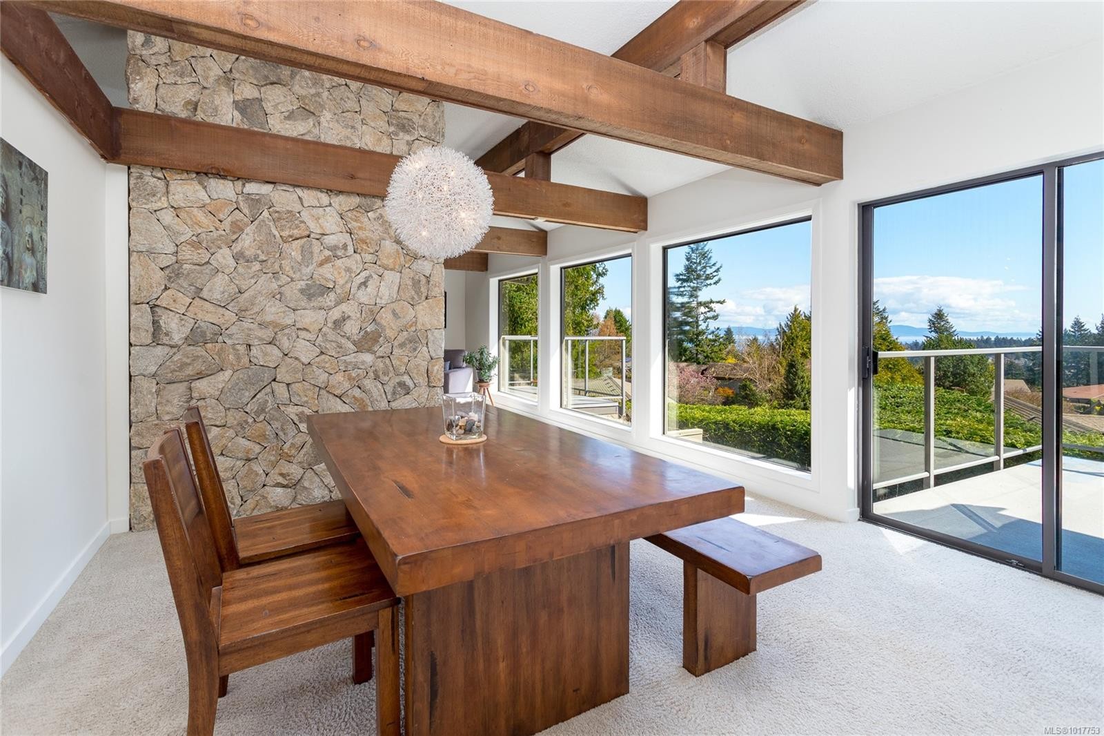 4689 Boulderwood Dr, Saanich, BC