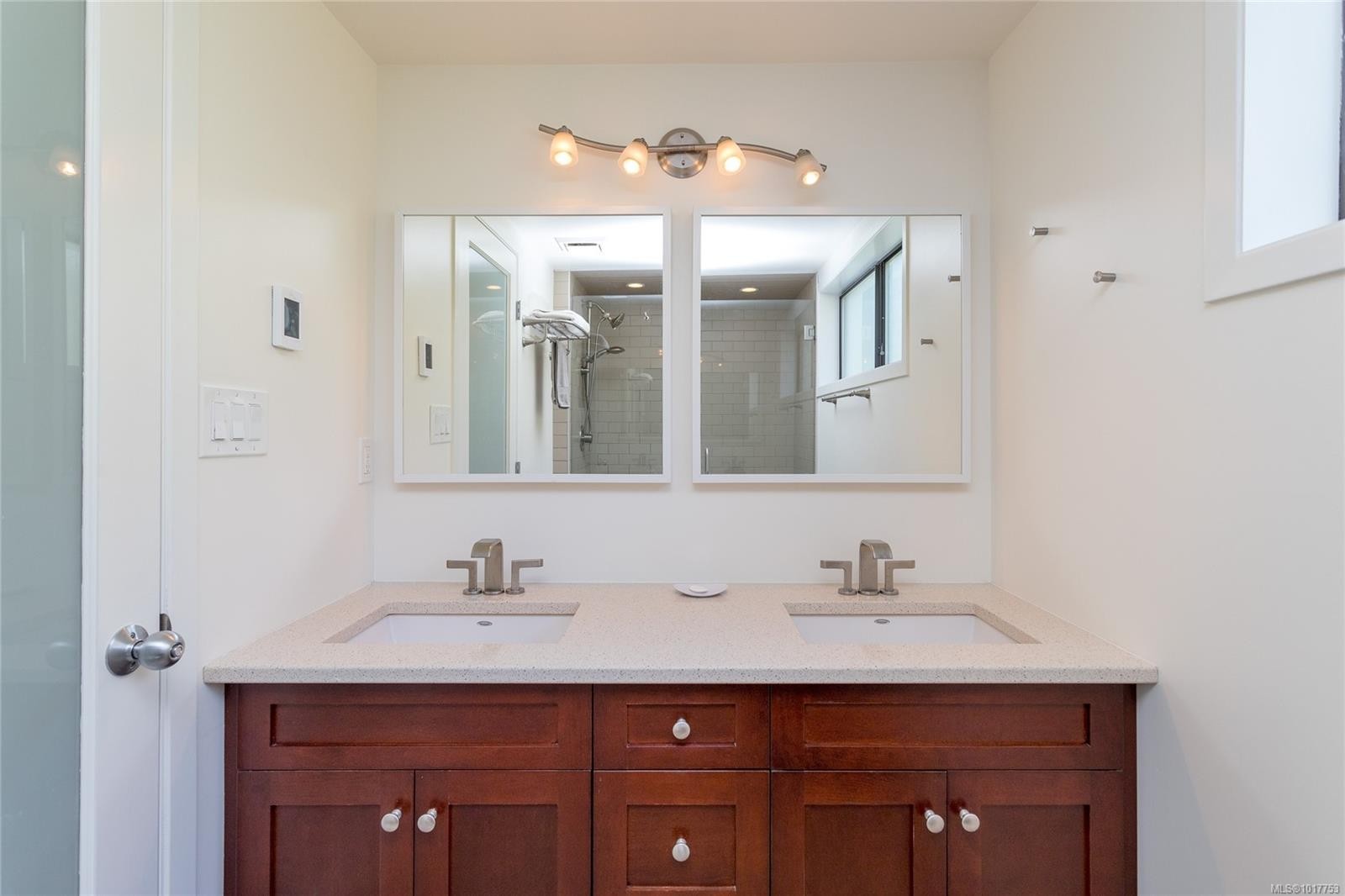 4689 Boulderwood Dr, Saanich, BC