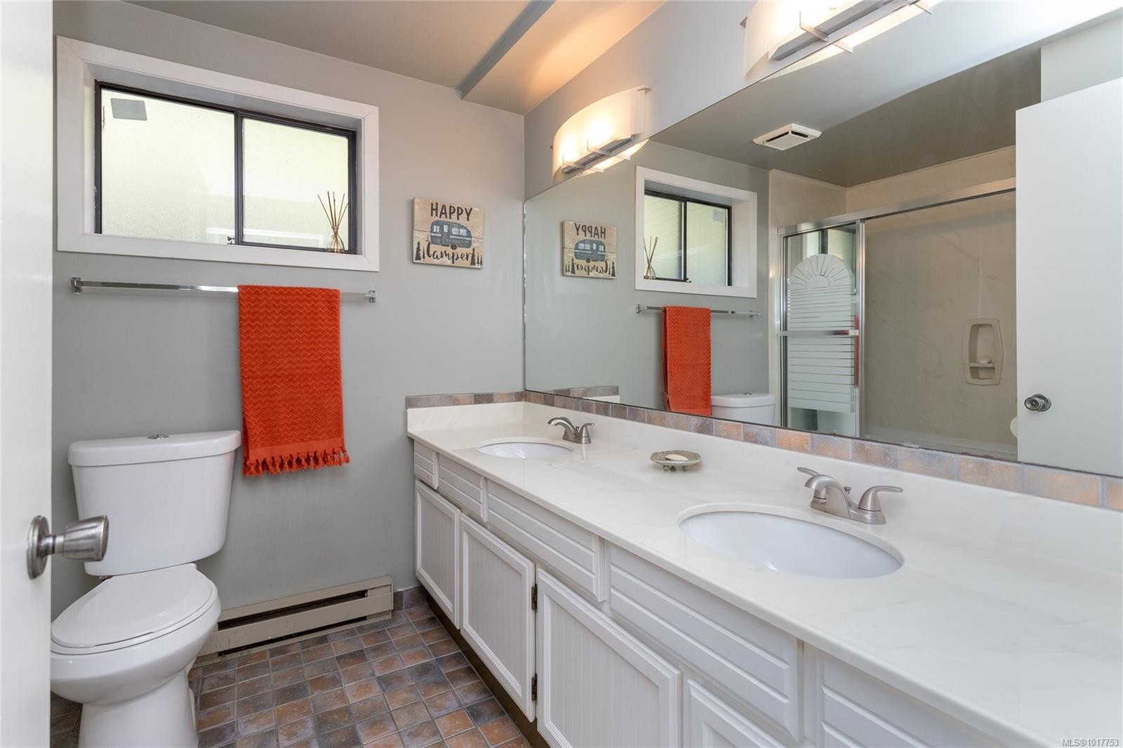 4689 Boulderwood Dr, Saanich, BC